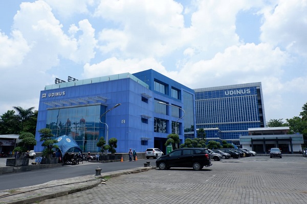 Udinus Semarang Raih Penghargaan dari MarkPlus Inc, Ini Penyebabnya…