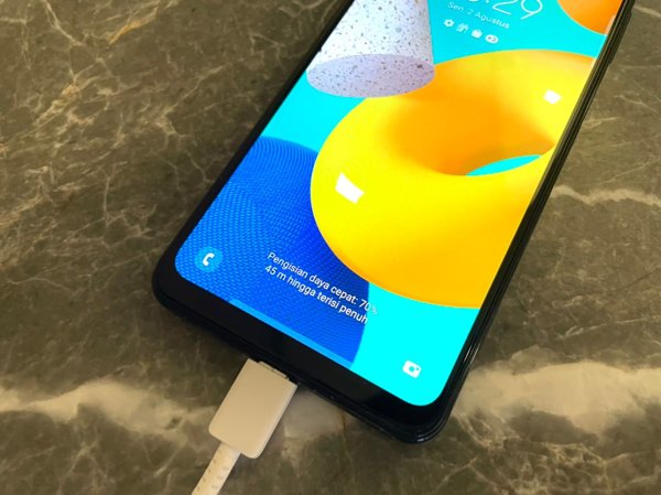 Menguak Mitos dan Fakta Seputar Layar Smartphone