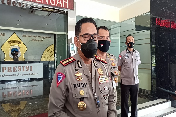 Masuk Jateng Wajib Vaksin, Polisi Dirikan Pos Pemeriksaan di Jalur Perbatasan