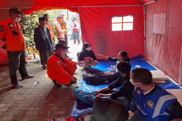 Tiga Peziarah Gunung Ungaran Ditemukan, Begini Kondisinya