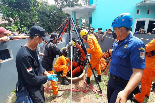 Perbaiki Pompa Air Tetangga, Warga Gunungpati Semarang Meninggal Dunia di Sumur