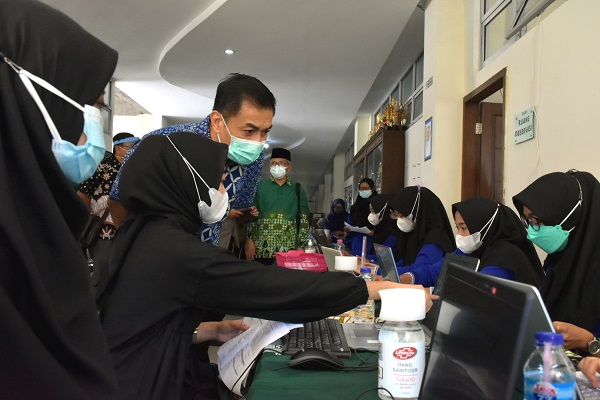 Wali Kota Klaim Vaksinasi Salatiga Lampaui Target