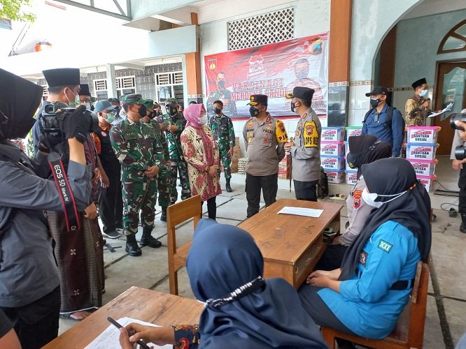 500 Santri di Manbaul A’la Purwodadi Ikut Vaksinasi