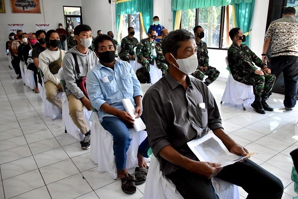 Asyik, 1000 PKL dan Pemilik Warung di Salatiga Terima BLT