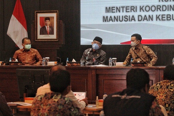 Catat! Nataru Tidak Ada Libur Panjang, Tidak Usah Mudik