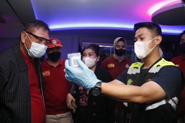 Razia Hiburan Malam di Semarang, Masih Ada Yang Melanggar
