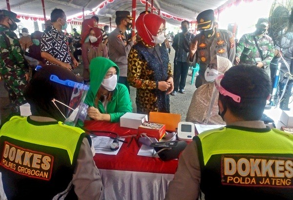 Vaksinasi di Grobogan Terkendala Alat Suntik