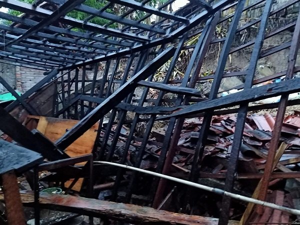 Longsor Grobogan, Satu Rumah di Brati Roboh