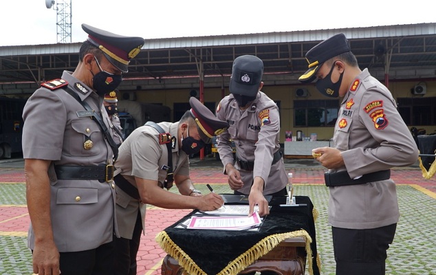 Kapolres Grobogan AKBP Benny Mutasi dan Rotasi 2 Kapolsek