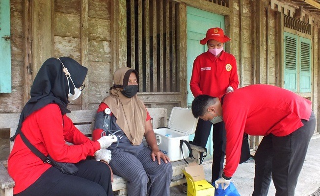 Vaksinasi Covid-19 Door To Door Digelar BIN di Grobogan