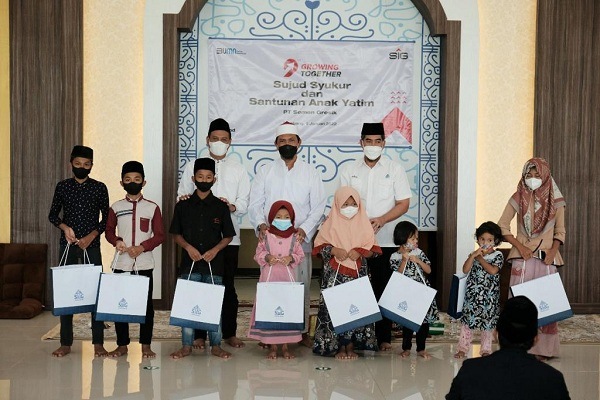 HUT ke-8, Semen Gresik Gelar Sujud Syukur dan Santuni Anak Yatim