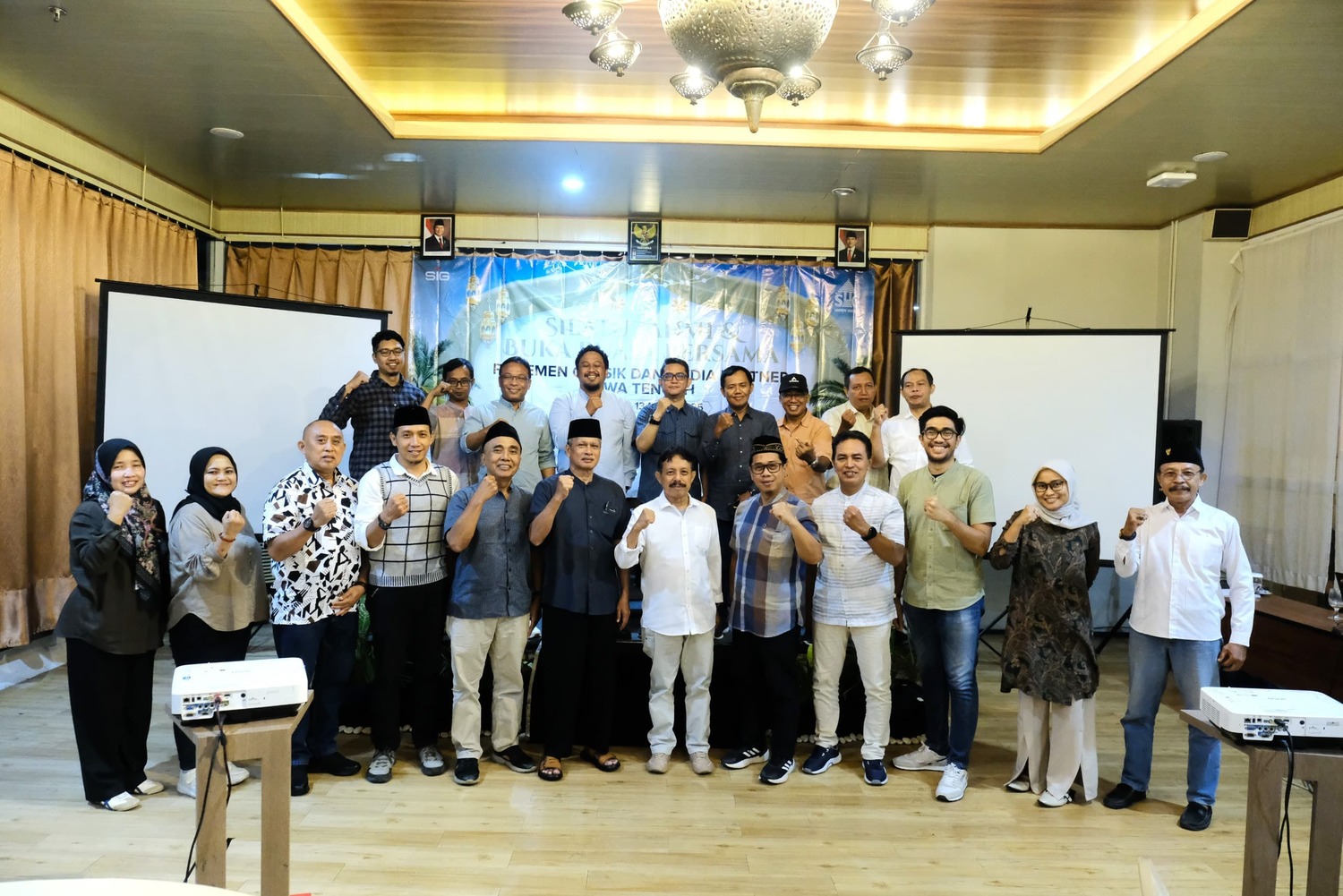 Perkokoh Sinergi, Semen Gresik Silaturahmi bersama Puluhan Media Patner se-Jawa Tengah