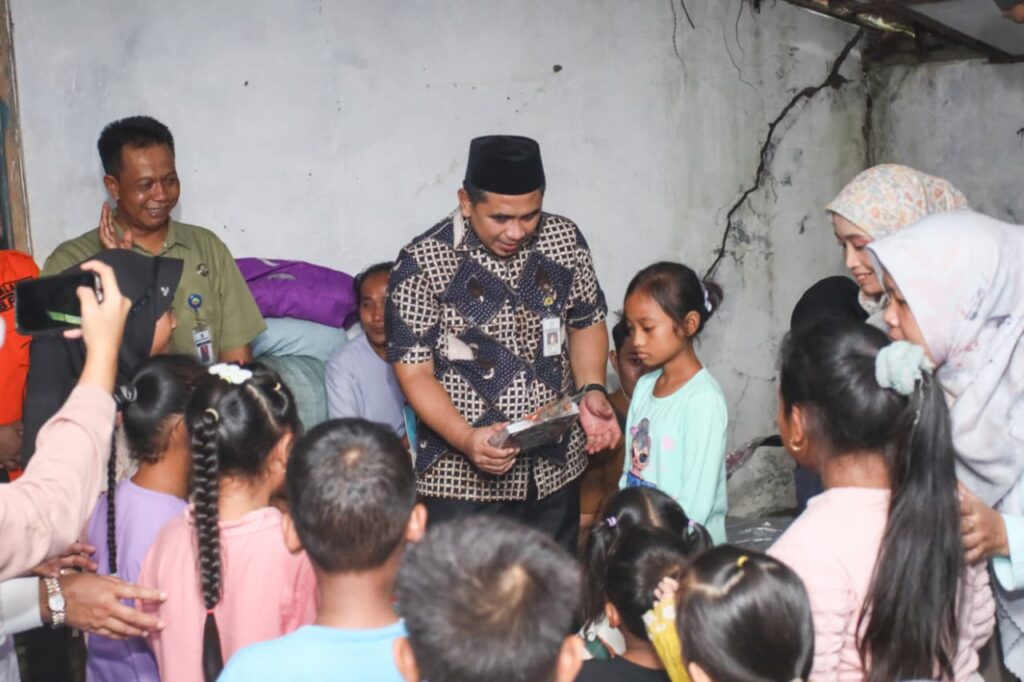 Pemprov Jateng Salurkan Bantuan untuk Korban Kebakaran Sumur Minyak di Blora Senilai Rp180 Juta