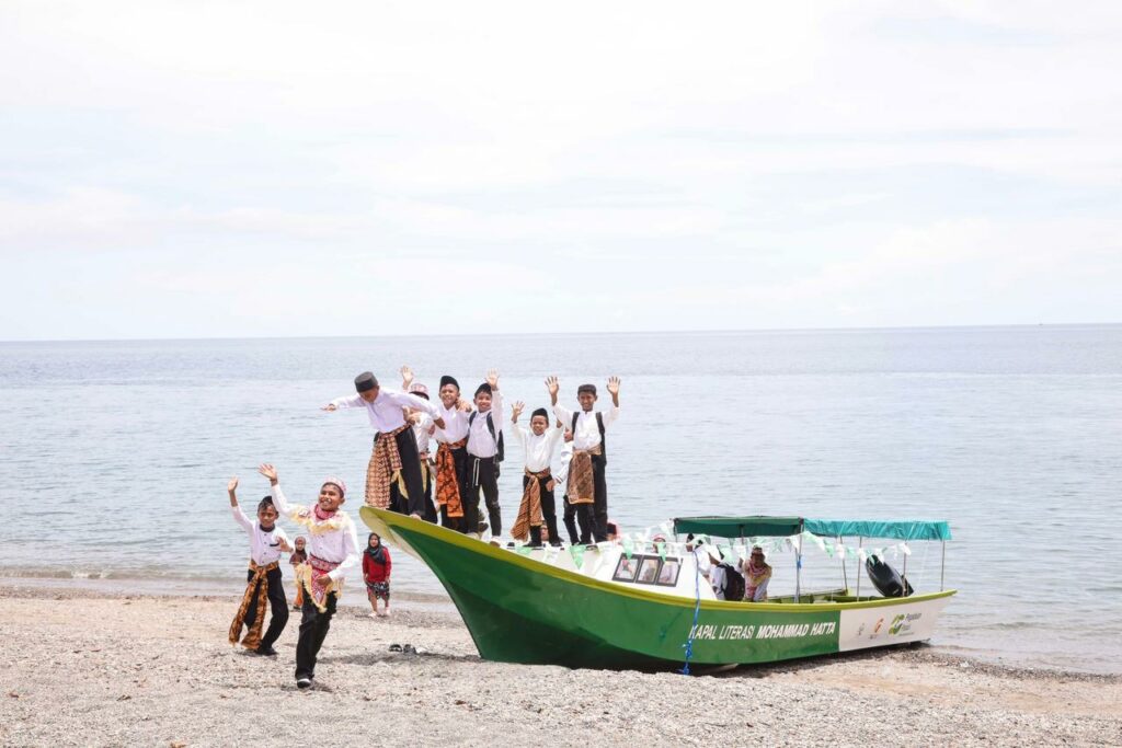 Pegadaian Dorong Akses Pendidikan di Indonesia Timur Lewat “Kapal Literasi Moh. Hatta”