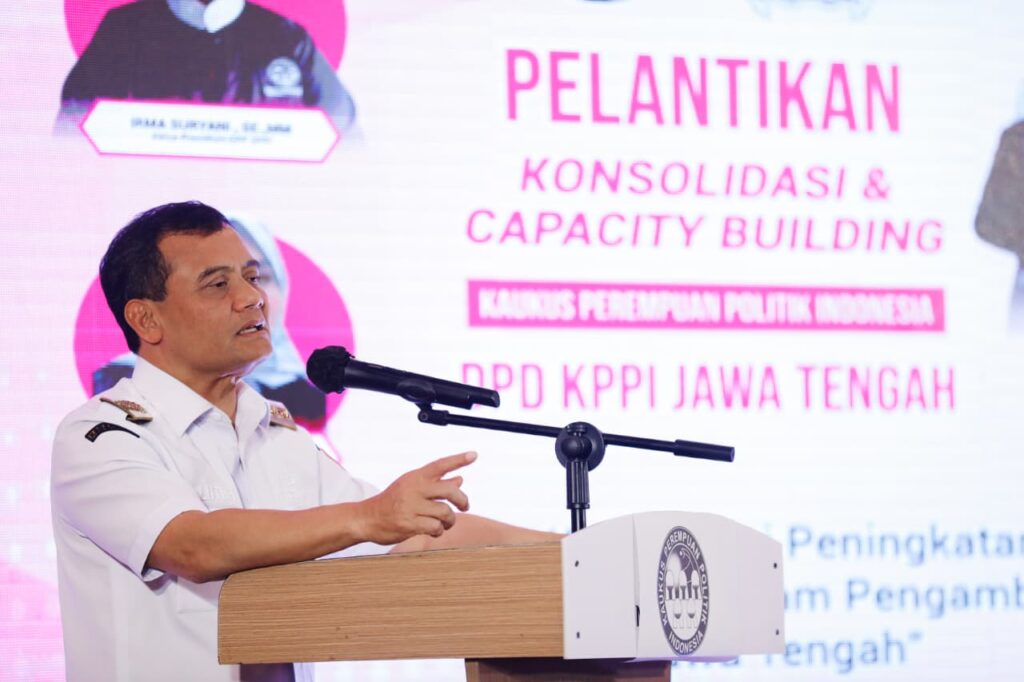 Ahmad Luthfi Lantik DPD KPPI Jateng: Berikan Edukasi Politik untuk Pemberdayaan Perempuan