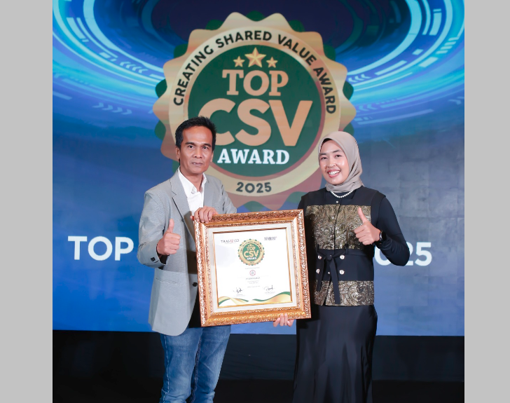 Berkat Program Pemberdayaan Masyarakat Bumi Kartini, Semen Gresik Raih TOP CSV Award 2025