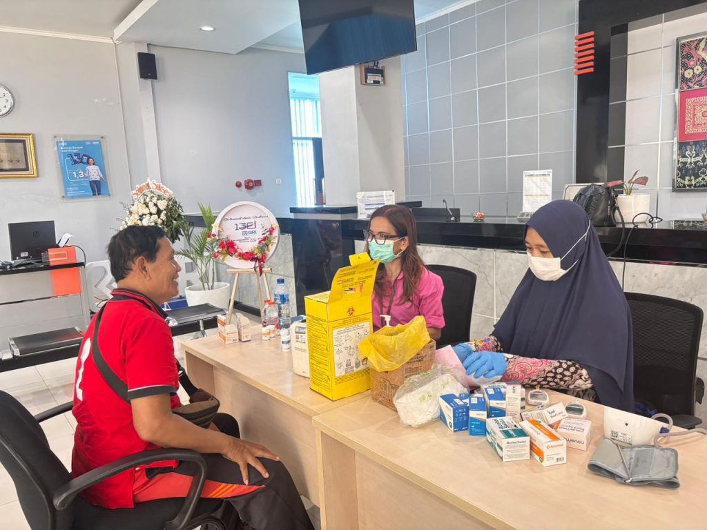 Peringati HUT ke-130, BRI Cabang Salatiga Gelar Cek Kesehatan Gratis untuk Masyarakat