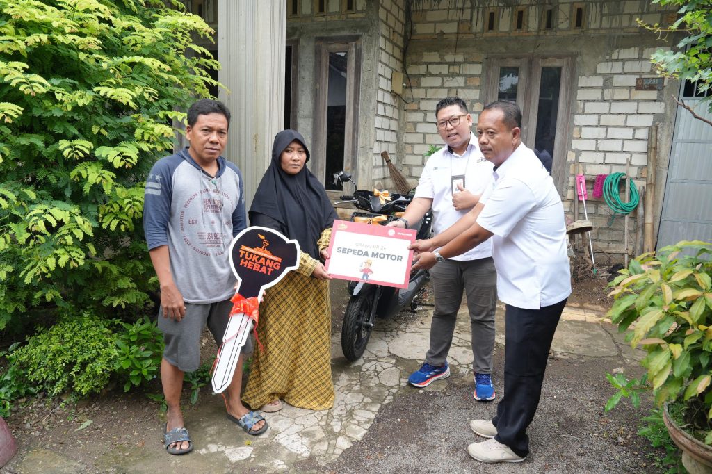 Apresiasi Tukang Lewat Program Tukang Hebat, Semen Gresik Sediakan 3 Motor Sebagai Hadiah