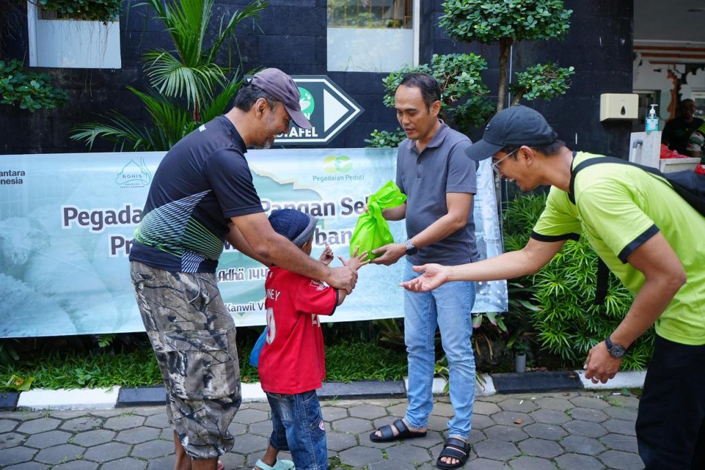 Momen Iduladha, Pegadaian Salurkan Lebih dari 900 Ekor Hewan Kurban ke Seluruh Indonesia