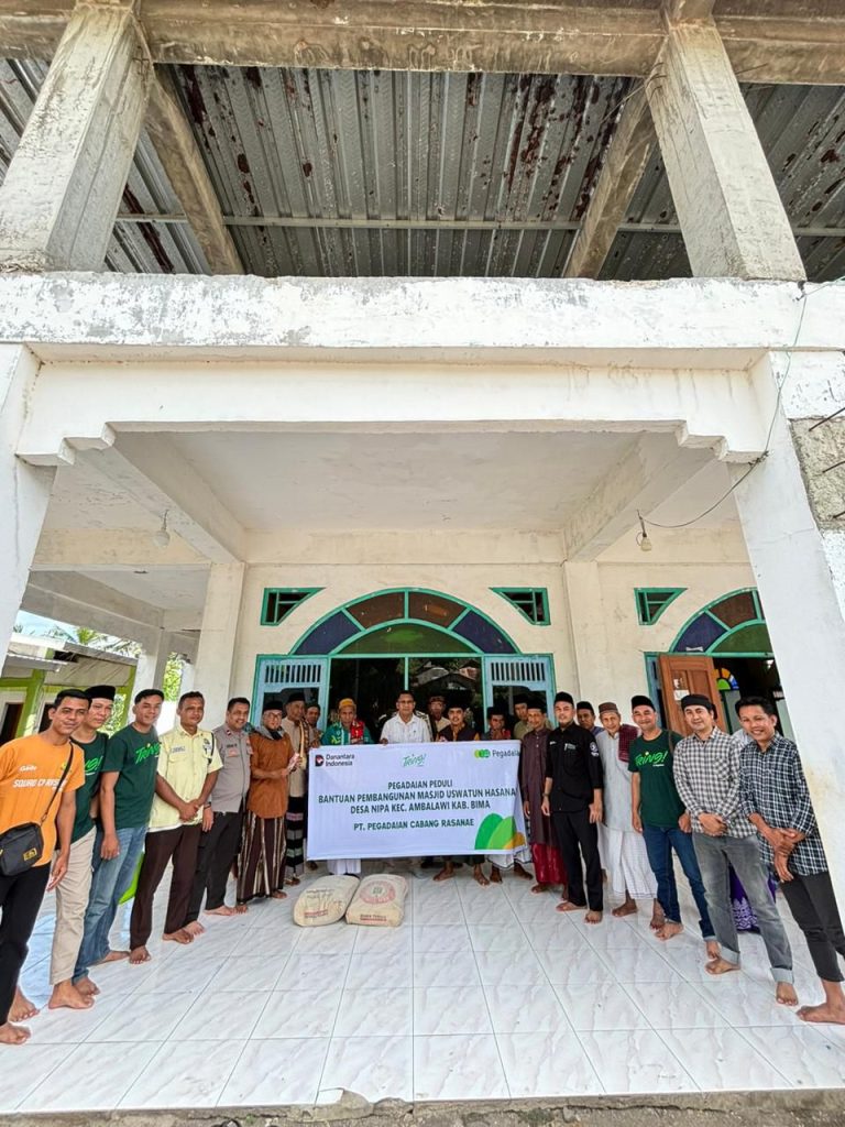 Peringati Hari Buruh, Pegadaian Salurkan Bantuan untuk Masjid di Ambalawi