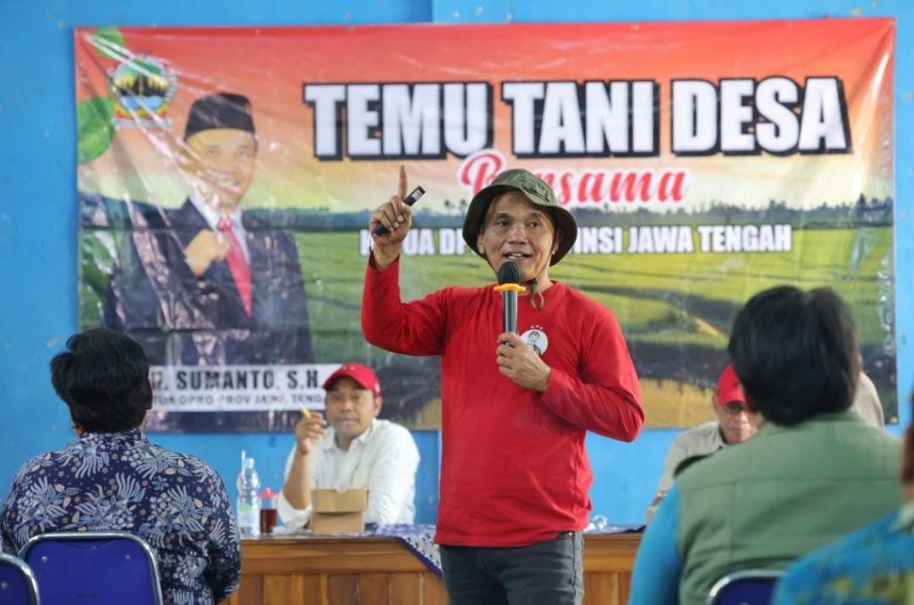 Temu Tani di Jatisawit, Ketua DPRD Jateng Sumanto Soroti Mandeknya Regenerasi Petani