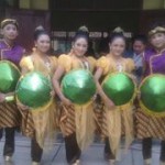 Berkunjung ke SOLOPOS