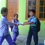 Berebut Koran Solopos Dipagi Hari