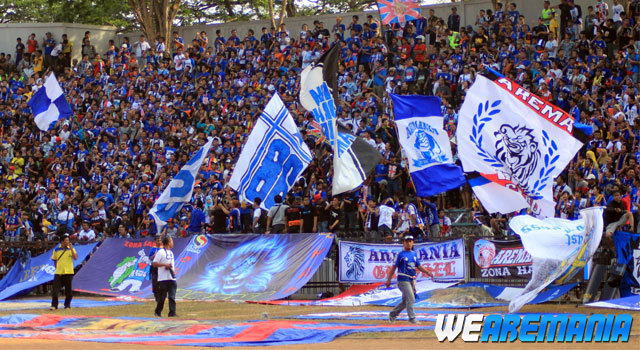 Salut dan Terima Kasih untuk Aremania