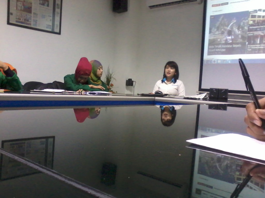 Kuliah Lapangan ke Redaksi Solopos