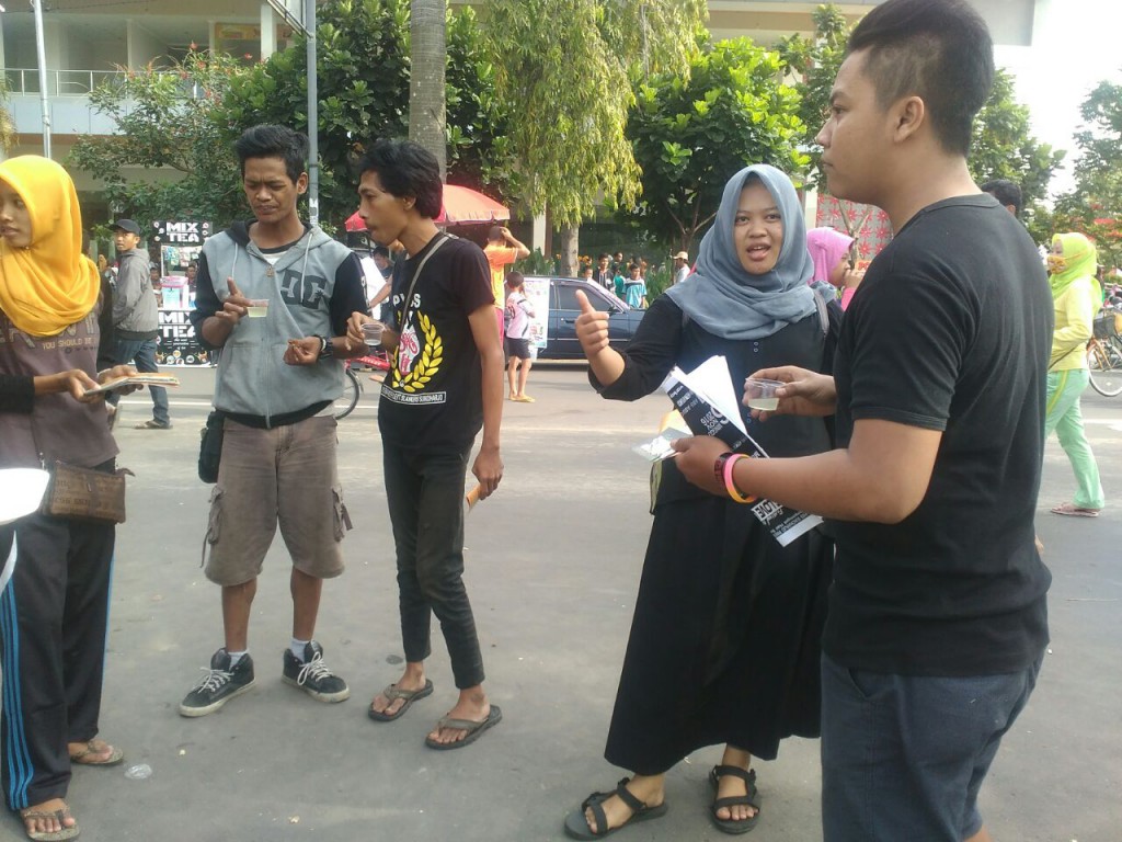 Peringati Hari Pangan Sedunia, THP Univet Bagi-bagi Cookies Bekatul di CFD SKH