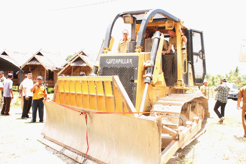 Groundbreaking Pembangunan Jalan Lingkar Pakuli- Simoro Dilakukan