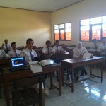 Saatnya Mempengaruhi Siswa Baru Untuk Menulis