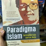 Membumikan Politik Profetik