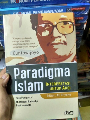Membumikan Politik Profetik