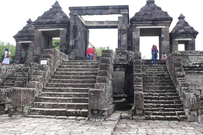 Kedamaian di Kerajaan Ratu Boko Kecamatan Prambanan Kabupaten Sleman