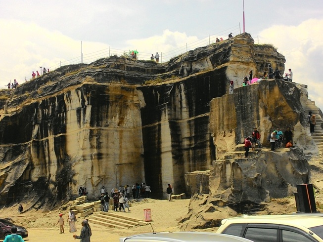 Taman Tebing Breksi dari Endapan Abu Vulkanik