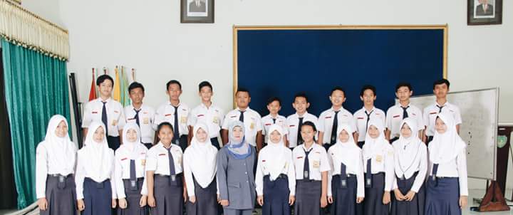 SERBA-SERBI MEMILIH SEKOLAH ANAK