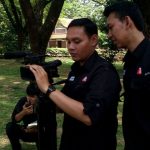 SETIAP ORANG HARUS TERBITKAN BUKU