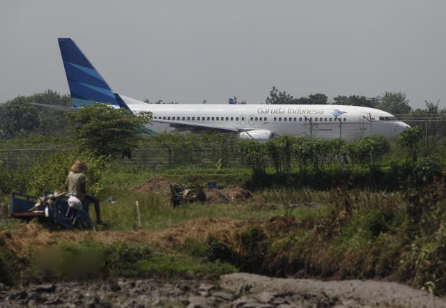 Tinggal di Desa Dekat Kawasan Bandara