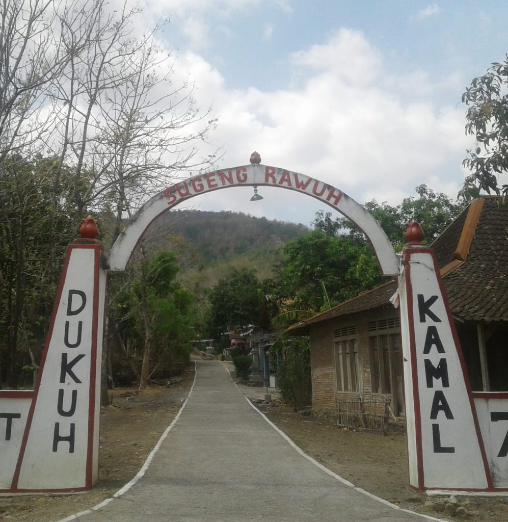 CERITA TENTANG DESA KAMAL