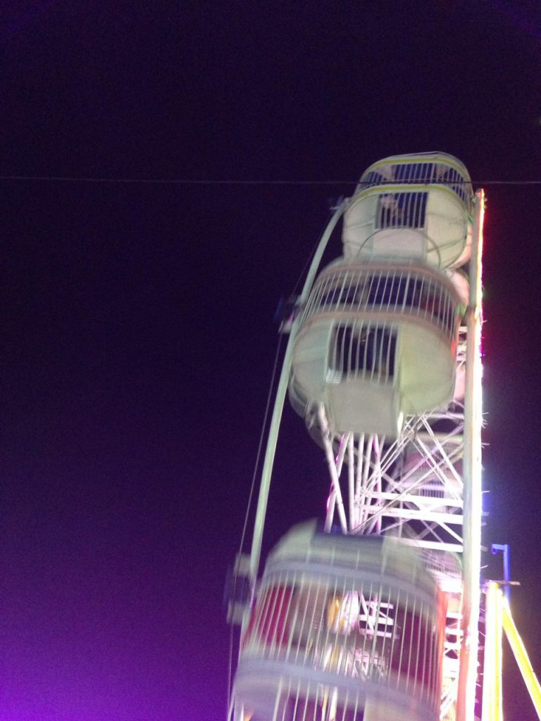 Berwisata di Pasar Malam Sekaten Solo