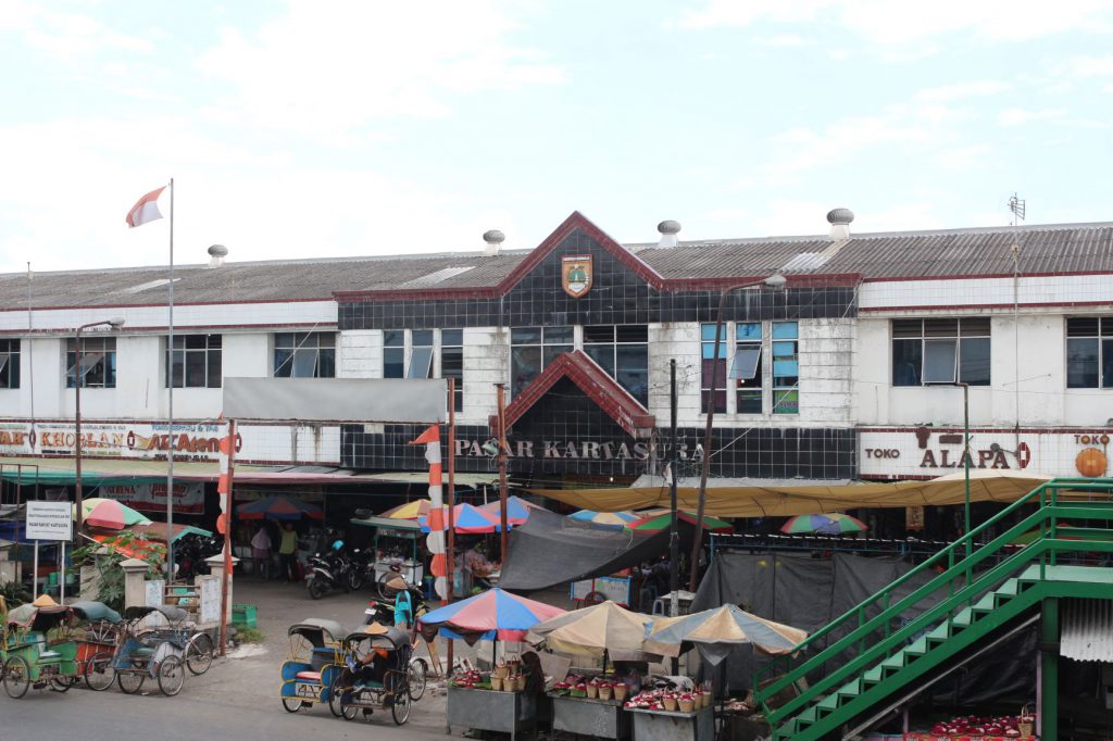 JEJAK PASAR TRADISIONAL KARTASURA DARI WAKTU KE WAKTU