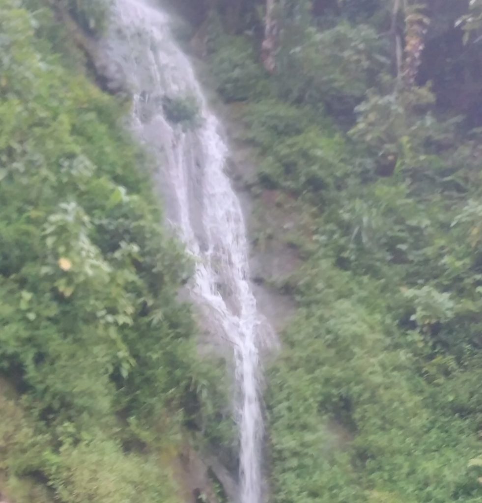 MENGENAL BERAGAM POTENSI TEMPAT WISATA  DI ANTARA PERBATASAN JAWA.