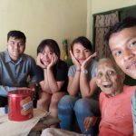 Jenguk dan Rawat Nenek Ubud, Komunitas KNB Berbagi Kebahagiaan