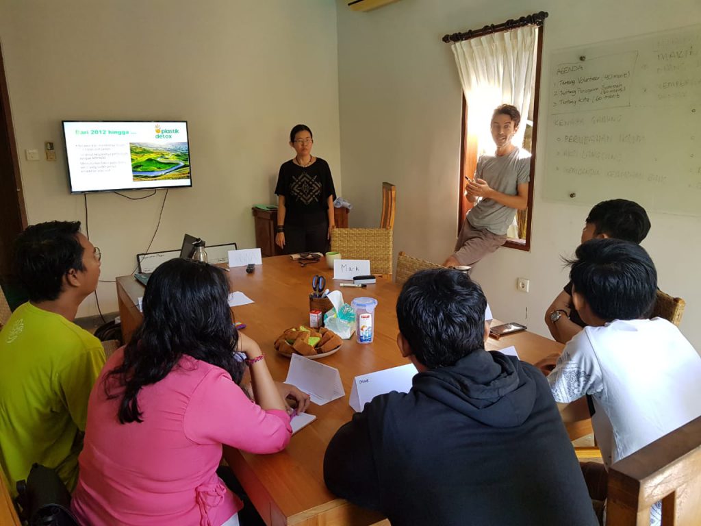 Mengenal Lebih Dekat Prinsip Conscious Waste Dalam Mengurangi Sampah Plastik