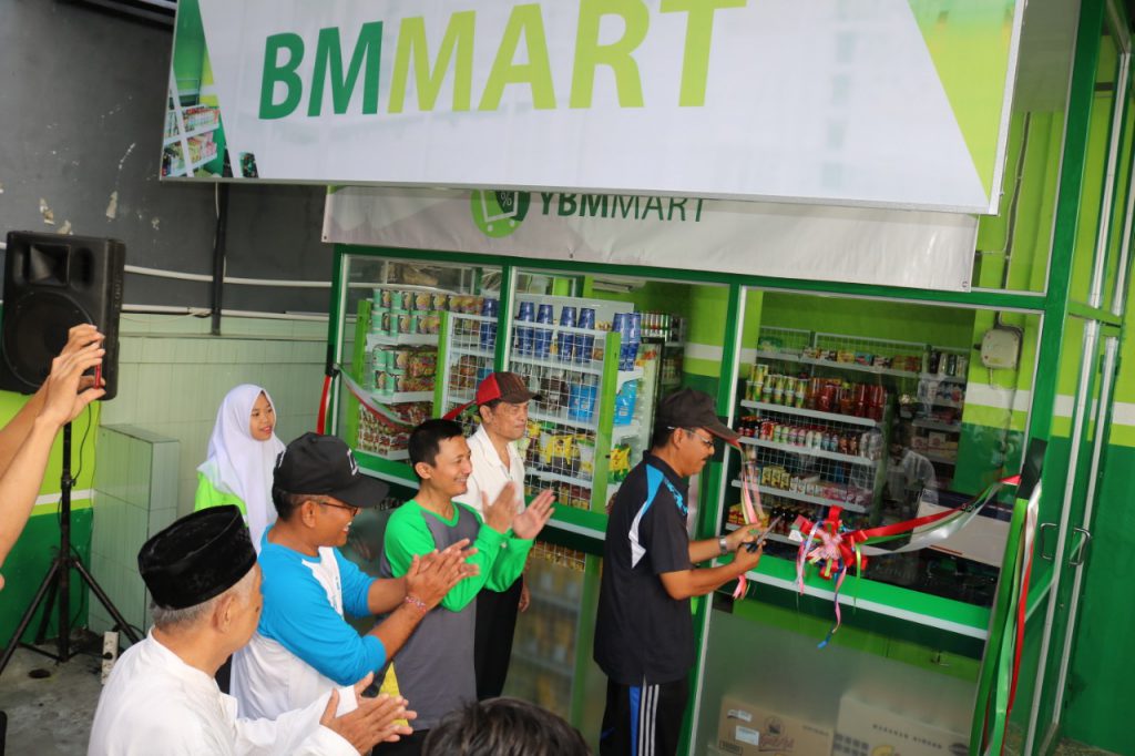 Yayasan Baitul Mukminin Gelar Jalan Sehat Sambut Ramadhan, Luncurkan BM Mart Perkuat Ekonomi Umat