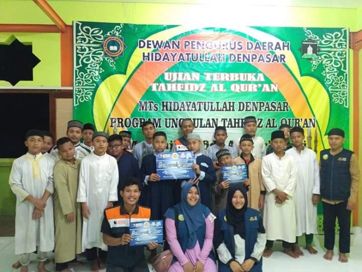 Tebar Kebaikan di Bulan Suci Ramadhan, Madrasah Relawan Bali Bagi Paket Ifthor