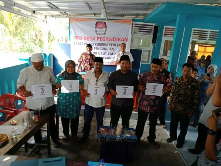 Siapapun yang akan terpilih nanti harus memiliki kepekaan terhadap potensi yang dimiliki Desa