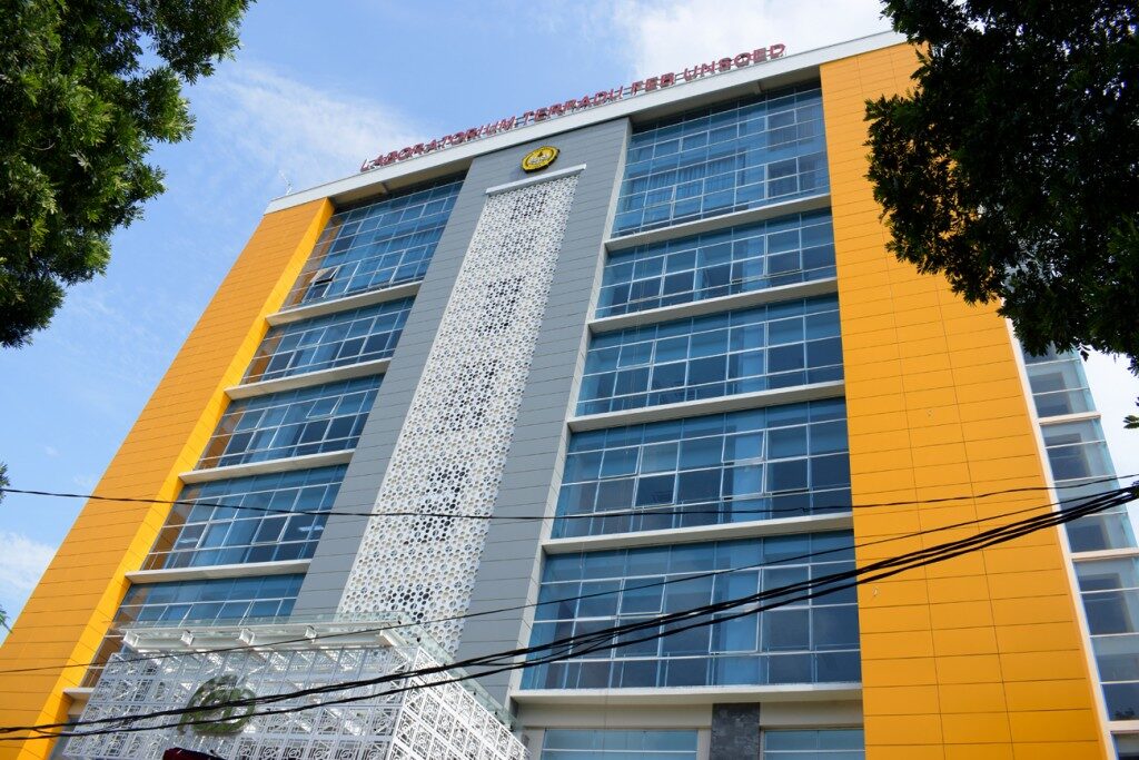 Fakultas Ekonomi dan Bisnis Unsoed salah satu PTN yang paling banyak diminati