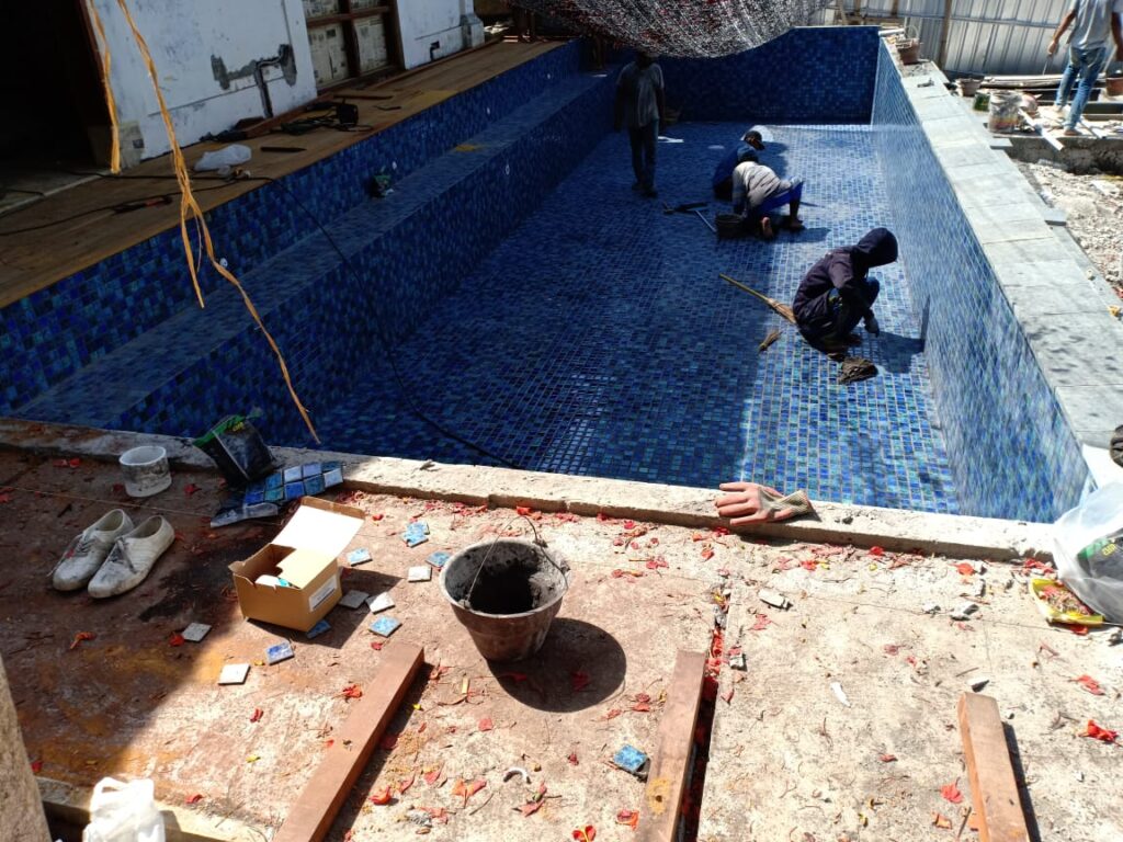 Mengenal Beberapa Jenis Kolam Renang Sebelum Proses Pembuatan